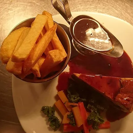 The Royal Oak بيت ريفي