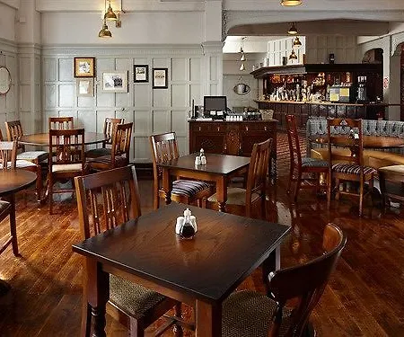 بيت ريفي The Royal Oak 3*