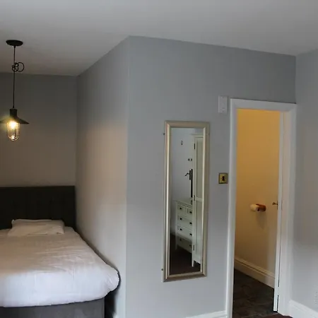 The Royal Oak Inn 3*